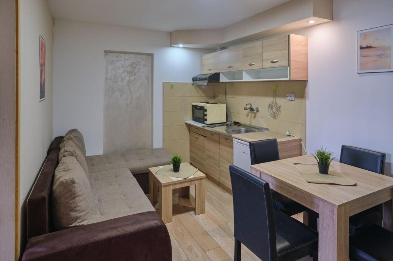 Apartmani Tvins Soko Banja Ngoại thất bức ảnh