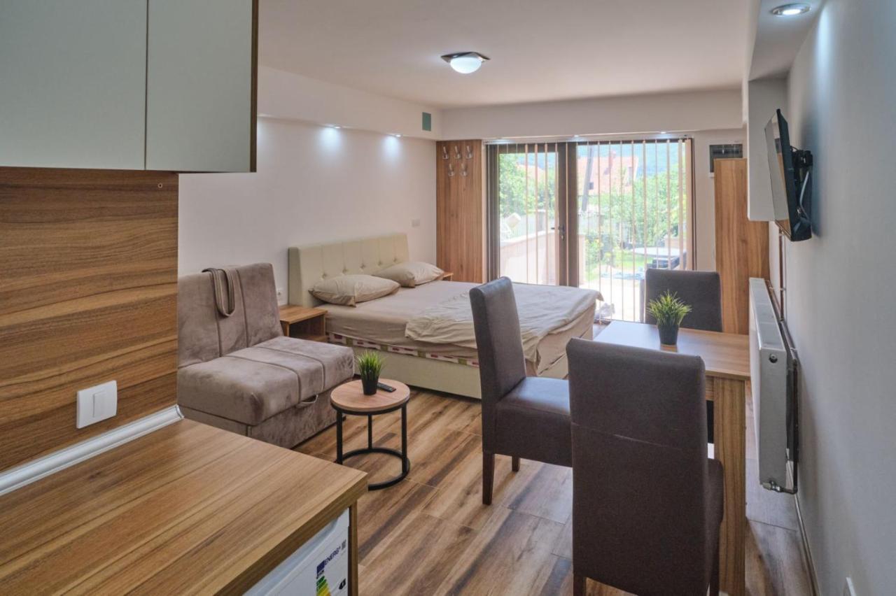 Apartmani Tvins Soko Banja Ngoại thất bức ảnh