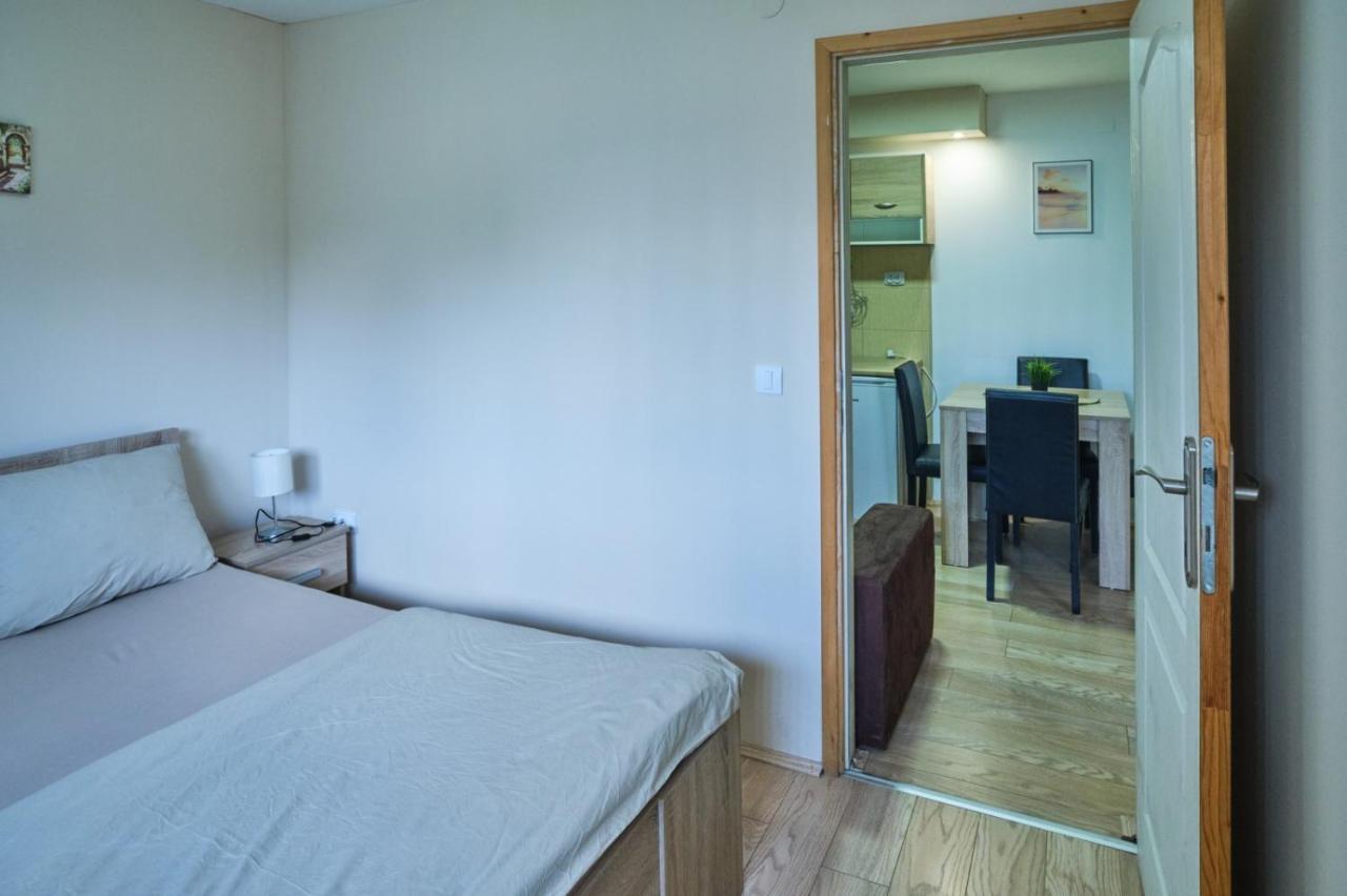 Apartmani Tvins Soko Banja Ngoại thất bức ảnh